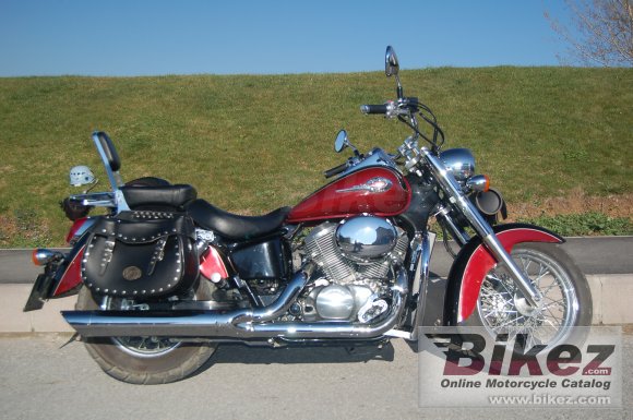 2003 honda vt 750 c2 shadow photo